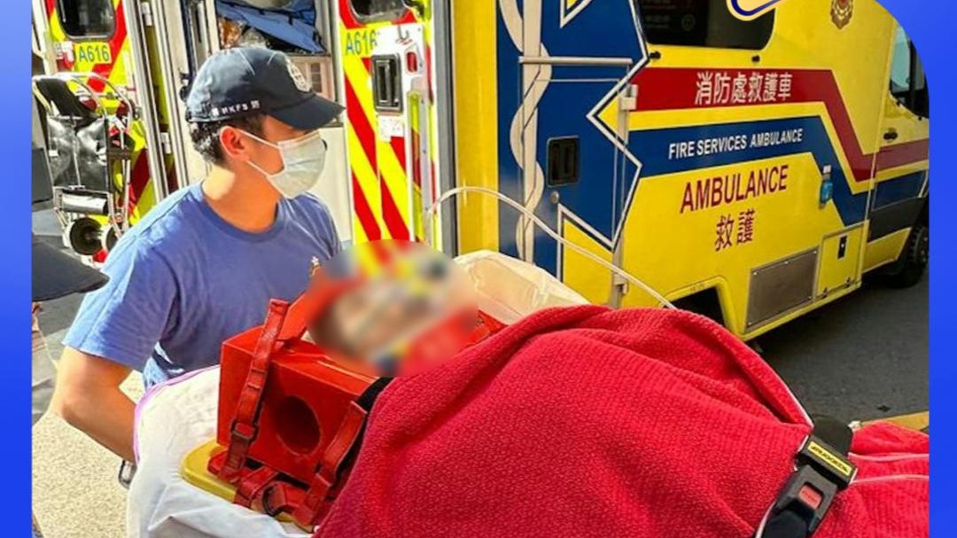 内地男子藏货船偷渡到香港，被发现后抱着救生圈跳海获救
